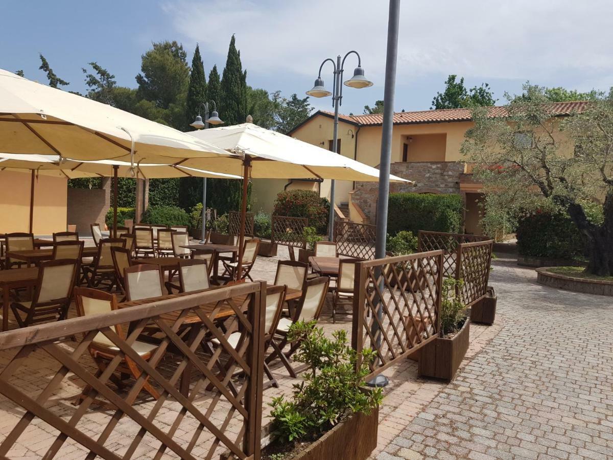 Villaggio Turistico Airone Ріоторто Екстер'єр фото